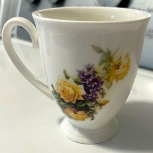 Royal Patrician RPN19 bone China teacup